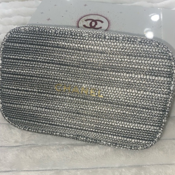 Chanel 2 Piece Polished Manicure Gift Set - Picture 2 of 3